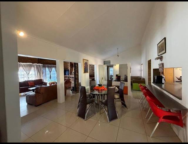 4 BEDROOM HOUSE FOR SALE IN THERESA PARK